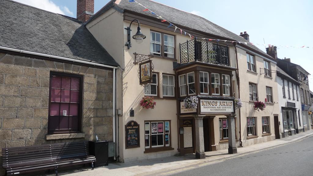 Kings Arms Hotel Пенрин Екстериор снимка